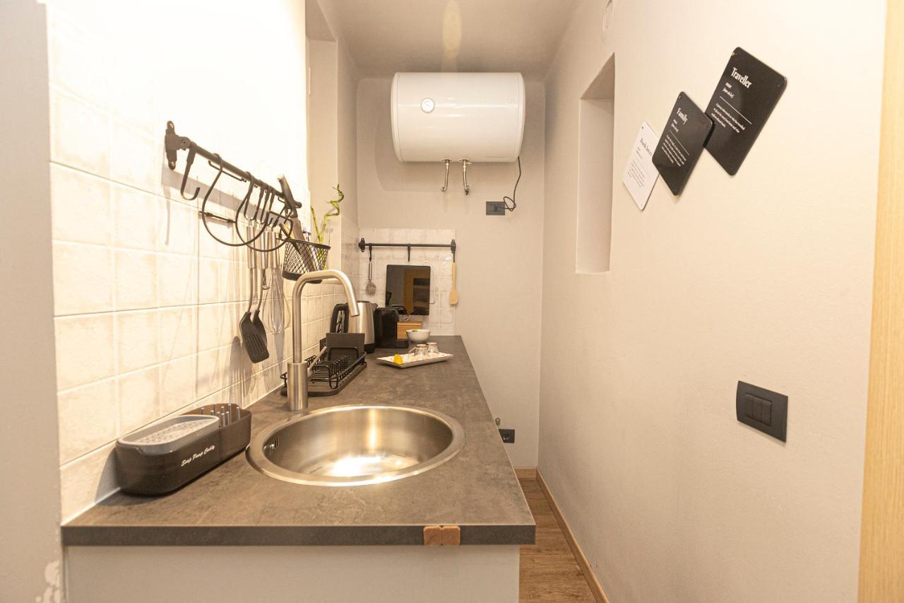 Giano Host - I Teatri Apartment Genoa Bagian luar foto